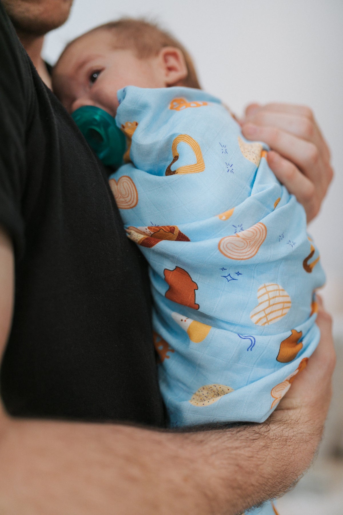 Pan Dulce Muslin Swaddle