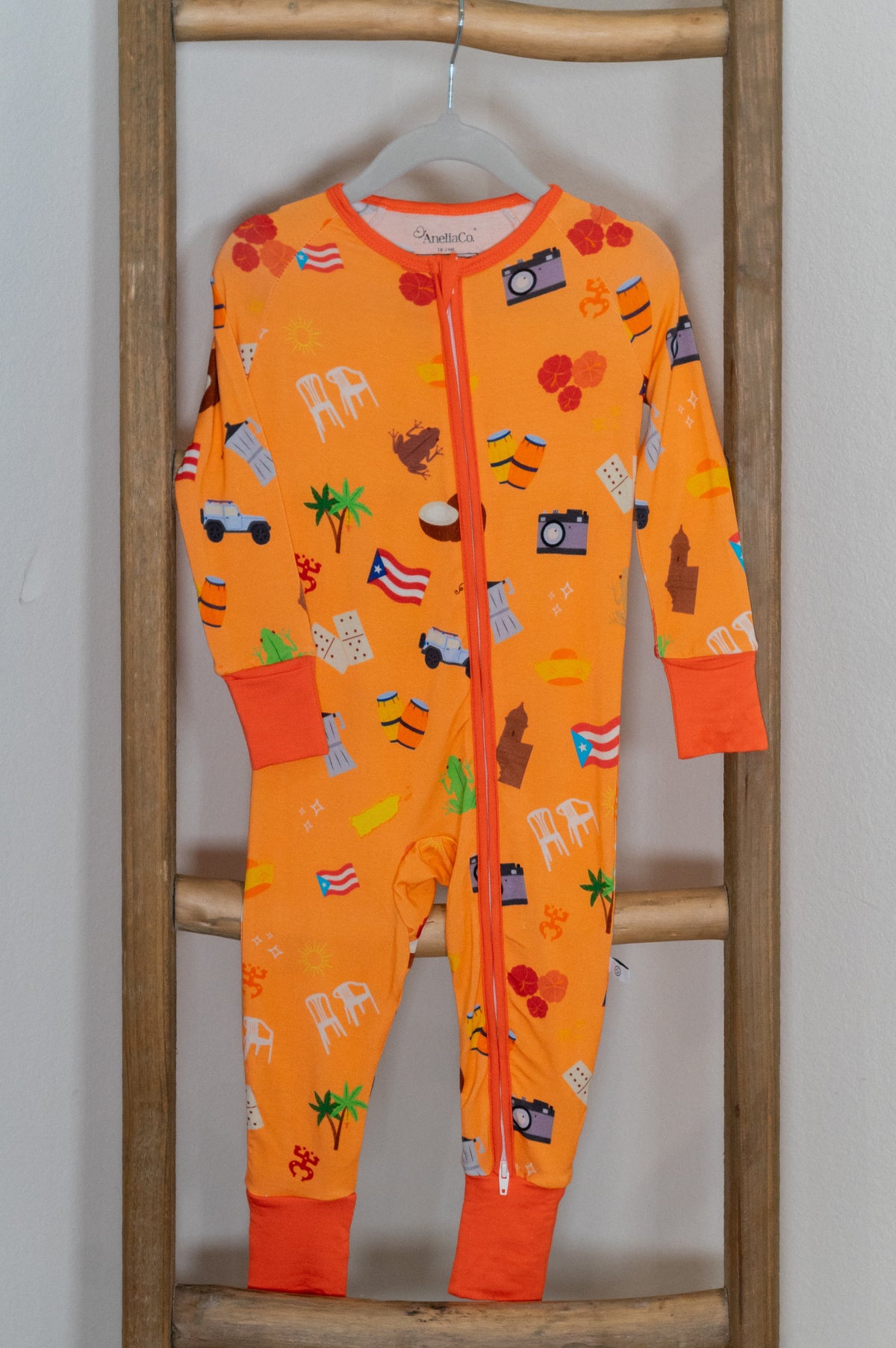 Isla del Encanto Pajamas