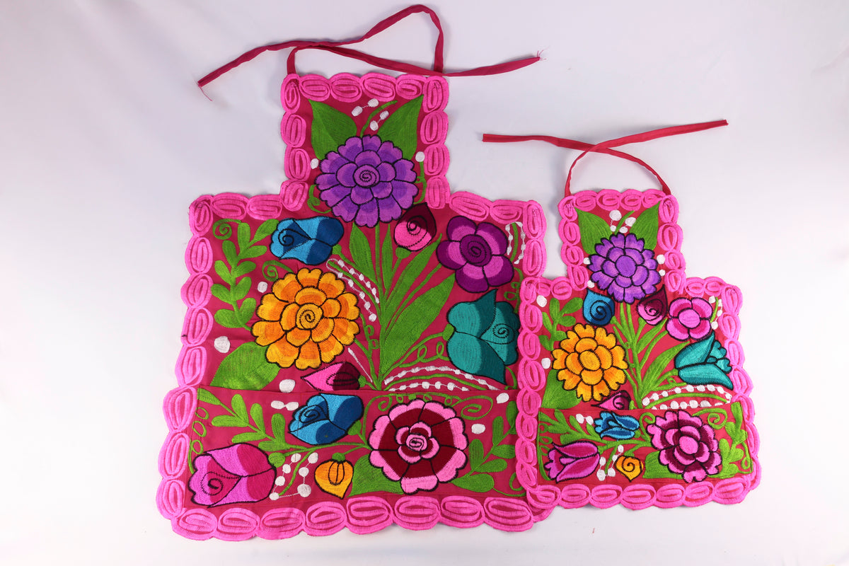 Embroidered Floral Apron Set