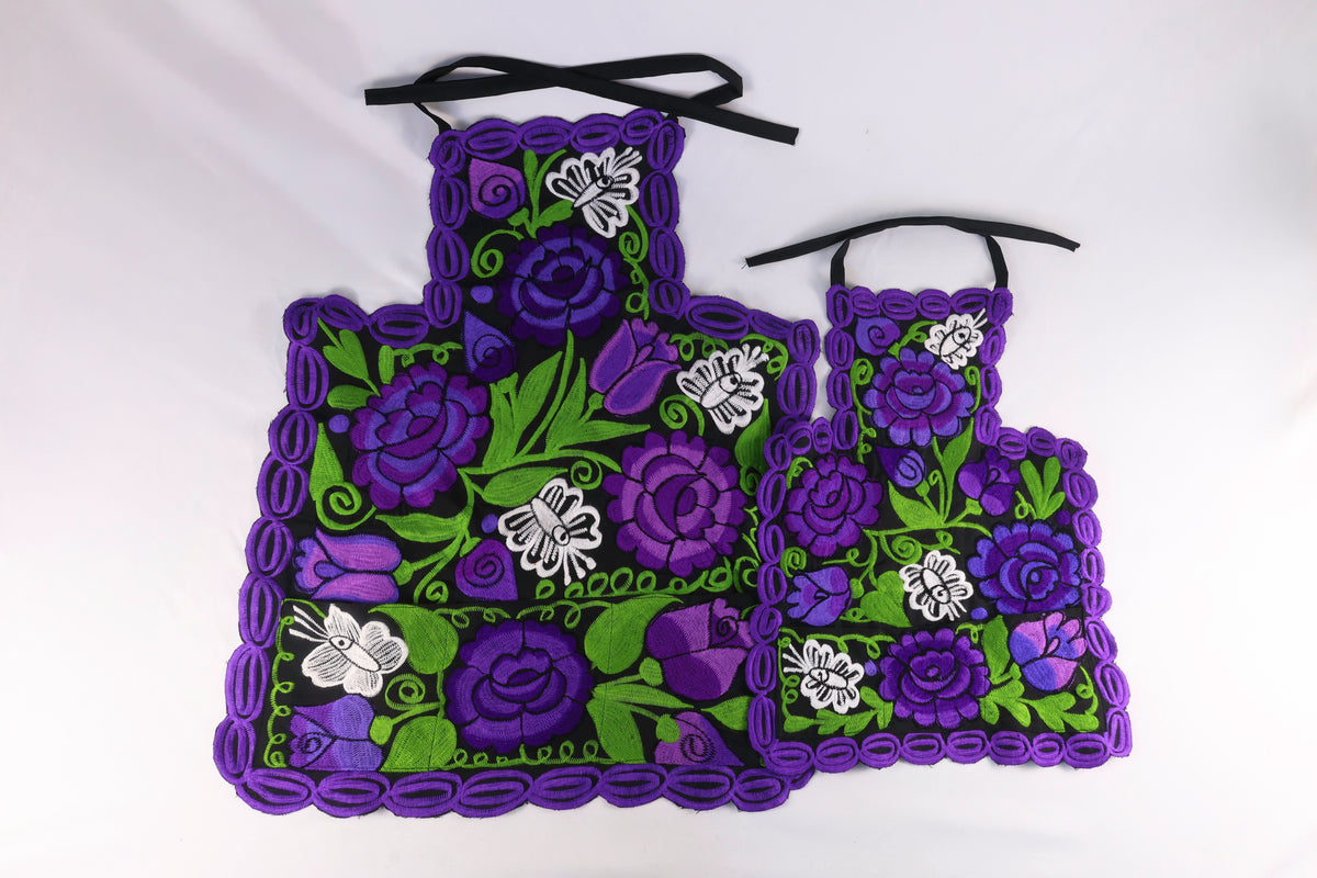 Embroidered Floral Apron Set